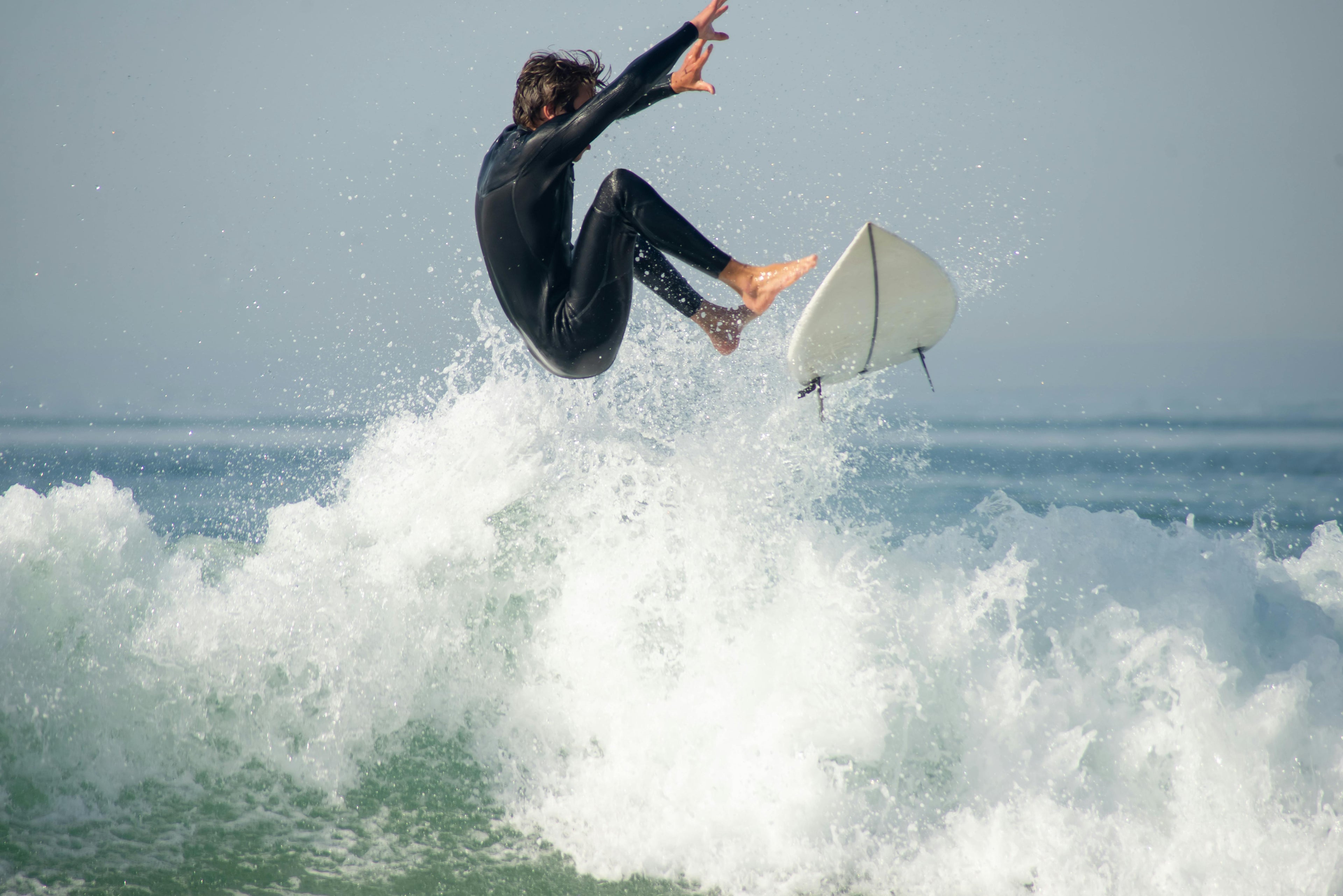 Why Portugal Is a Must-Visit Destination for Surfers – From Nazaré Giants to Hidden Gems