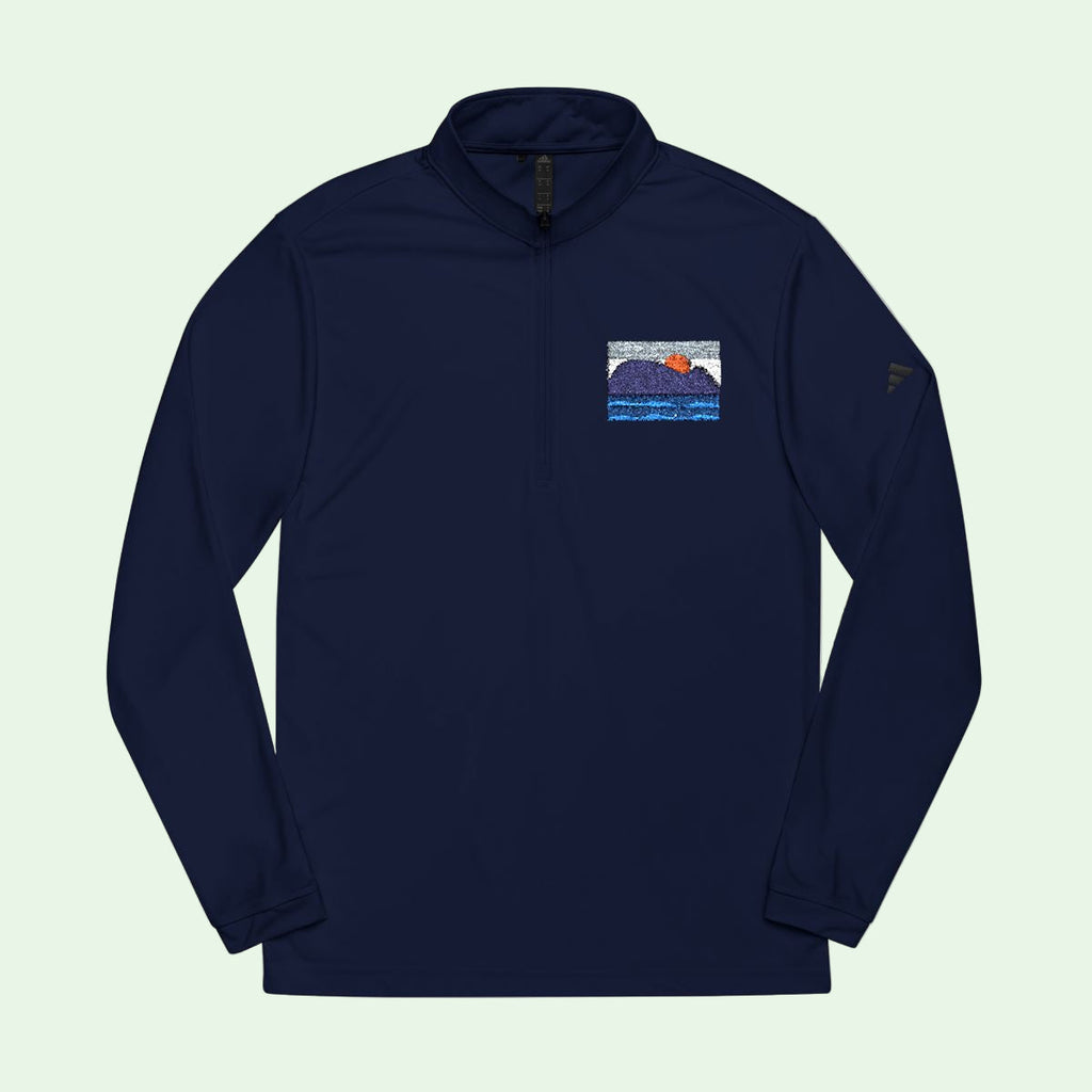 Sudadera de hombre Adidas azul marino con cremallera 1/4 y bordado, detalle, por AUNTI