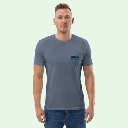 man wearing an unisex organic gots certified cotton t-shirt in dark heather blue with Getaria Mouse front design by Aunti